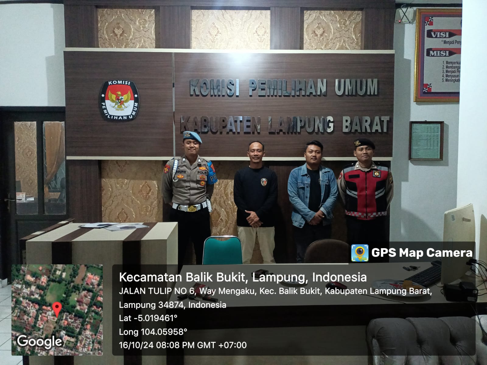 Polres Lampung Barat Pam Kantor KPUD